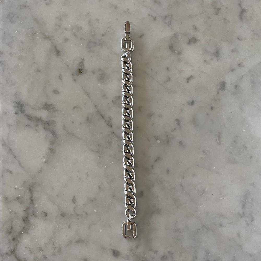 GIVENCHY G-Chain Silver Bracelet - Picture 14 of 17